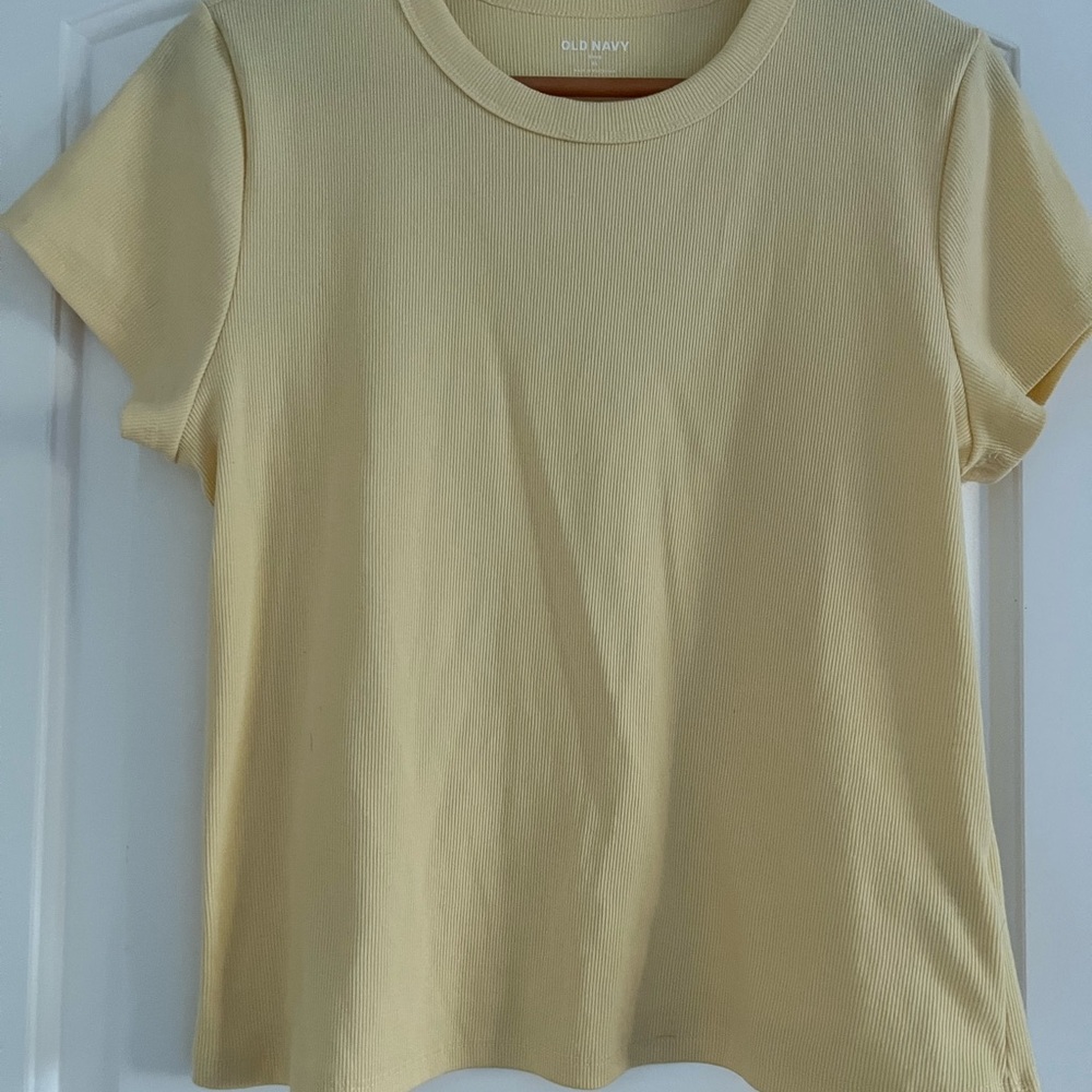Old Navy Soft Yellow Tee